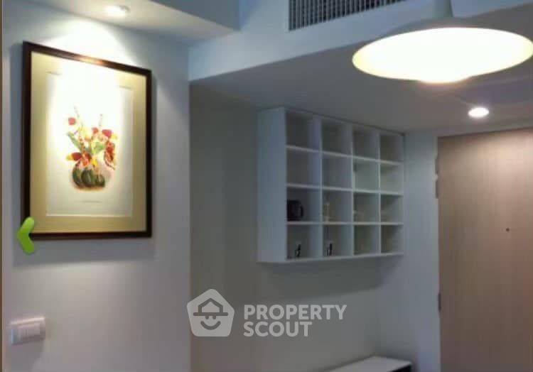 picture 1-BR Condo Focus On Saladaeng, 300m to MRT Silom (ID 716992) - 8/10