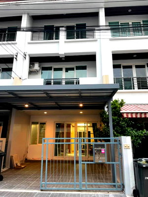 ทาวน์โฮมให้เช่า : ให้เช่า!! บ้านกลางเมือง S-Sense พระราม9-ลาดพร้าว   LINE ID : @condo24 (มี@ด้วย)