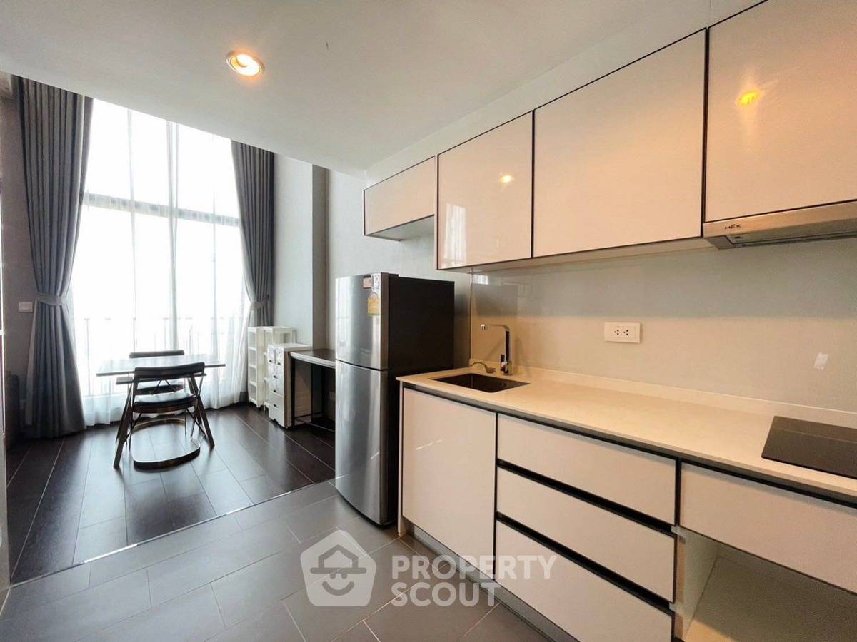 รูป คอนโด 1 ห้องนอน ให้เช่า ชั้นสูง 42 ที่ C Ekkamai ใกล้ ARL รามคำแหง สุขุมวิท (ID 3060721) - รูปที่ 2/10