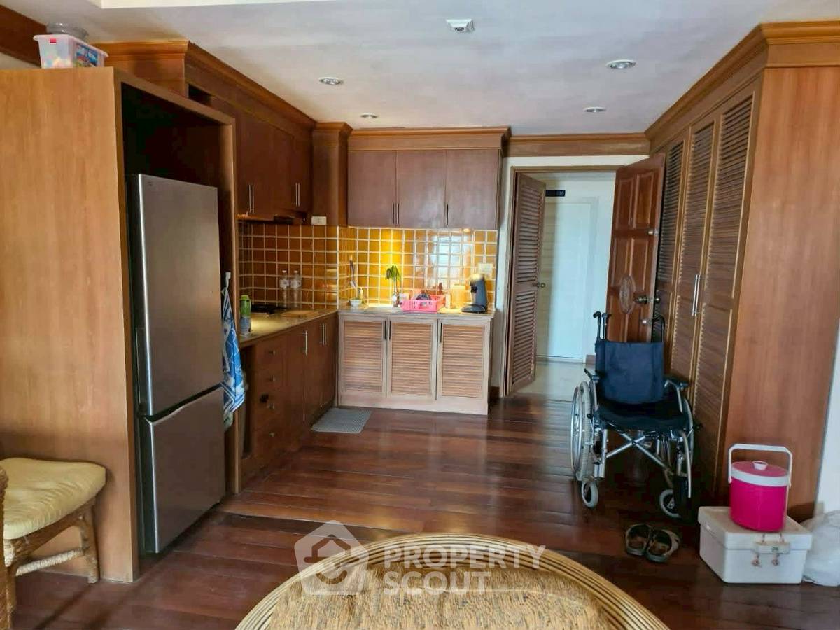 รูป คอนโด 2 ห้องนอน 74 ตร.ม. ขาย View Talay 2 จอมเทียน ชั้น 11 (ID 3060803) - รูปที่ 6/13