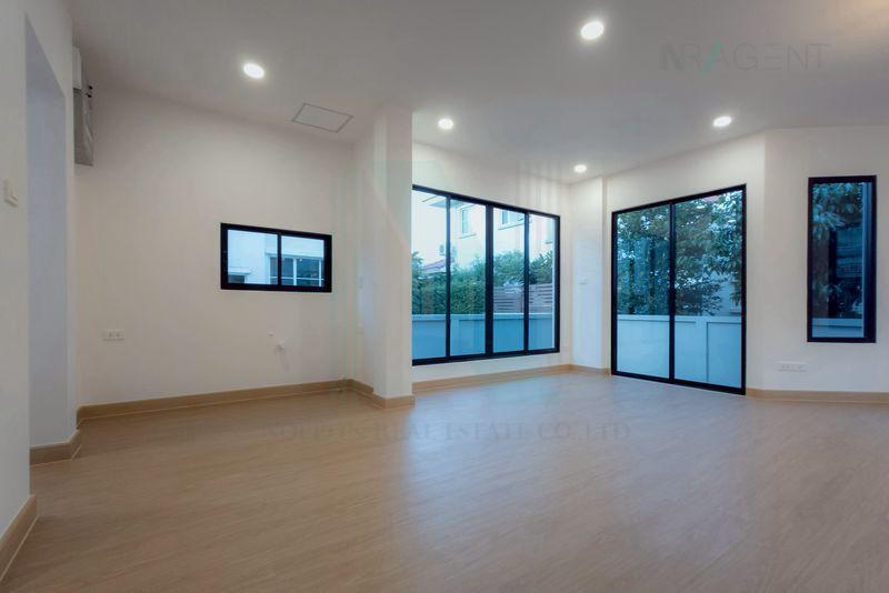 รูป ขายบ้านเดี่ยว โครงการ มัณฑนา ปิ่นเกล้า - พระราม 5 2 ชั้น 3 ห้องนอน 3 ห้องน้ำ - รูปที่ 3/8