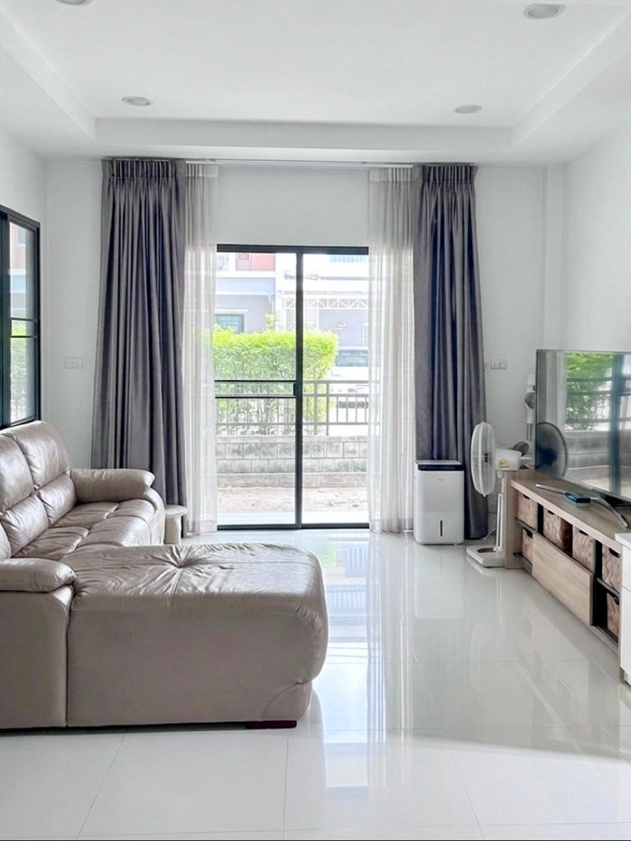 รูป ขายบ้านเดี่ยวหลังมุม เจ้าของเอง มบ.Centro westgate - รูปที่ 5/16