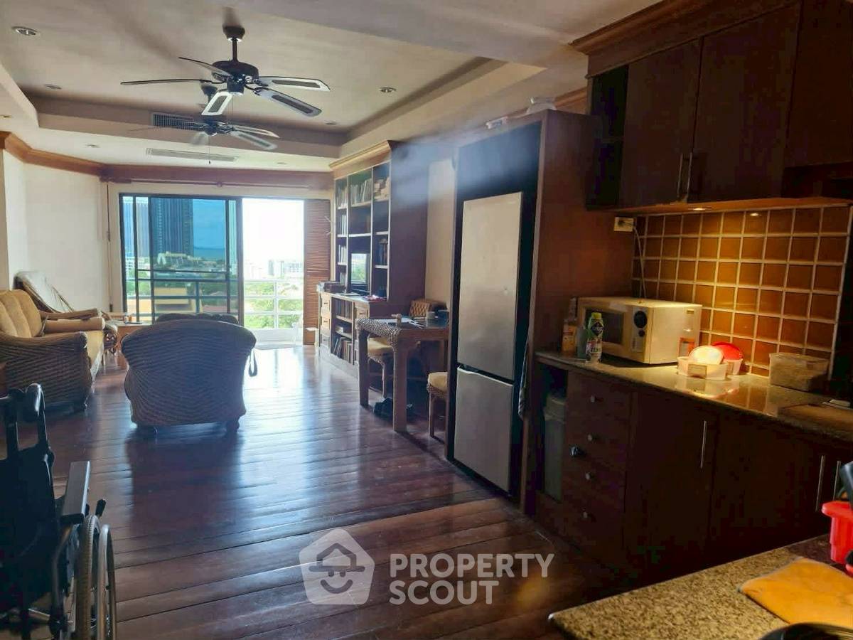 รูป คอนโด 2 ห้องนอน 74 ตร.ม. ขาย View Talay 2 จอมเทียน ชั้น 11 (ID 3060803) - รูปที่ 1/13
