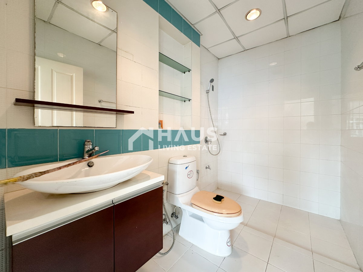 picture Baan Klang Mueang The Paris Ratchavipha / 3 Bedrooms #TPCC071 - 16/17