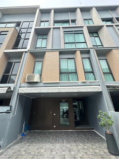 ขาย Estara Haven Pattanakan 20 บ้าน 3 ชั้นครึ่ง 3 ห้องนอน ขายพร้อมผู้เช่า ราคา 12 ล้านบาท