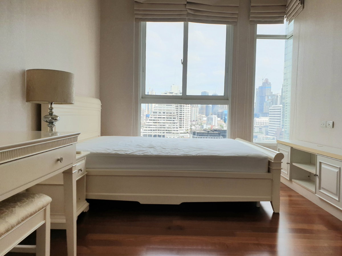 รูป ✨ปล่อยเช่า! IVY Sathorn 10 (ไอวี่ สาทร 10) เพียง 20,000 บาท/เดือน คอนโดทำเลทองใจกลางสาทร ห้องสวยหรู ตกแต่งสไตล์คลาสสิก ✨ - รูปที่ 9/12