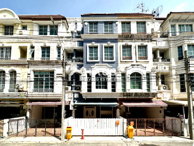 Townhouses for sale Department of Mental Health : Baan Klang Mueang The Paris Ratchavipha / 4 Bedrooms #TPCC070
