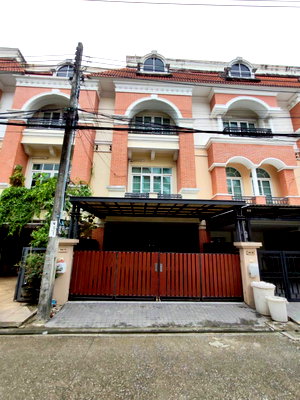 บ้านเดี่ยว ถนนประเสริฐมนูกิจ : 333AGKI บ้านแบบนี้ในโซนลาดพร้าว หาไม่ได้บ่อย!    Casa City ลาดพร้าว ทาวน์โฮม 3 ชั้น 