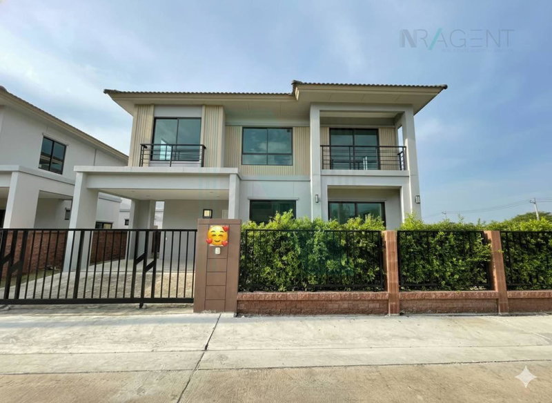 ขายบ้านเดี่ยว : ขายบ้านเดี่ยว โครงการ เดอะแพลนท์ บางนา-วงแหวน 2 ชั้น 3 ห้องนอน 3 ห้องน้ำ