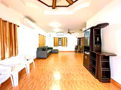 เช่าบ้านเดี่ยว ชลบุรี : Luxury House for Rent Huai Yai East Pattaya 2Storey