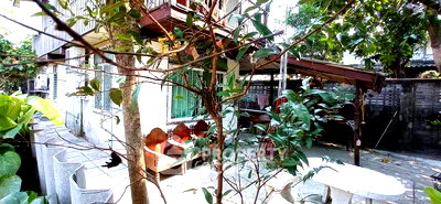 Houses for sale Ratchadaphisek Road : Pet-Friendly 3-BR House for Sale In Chan Kasem, near MRT Ratchadaphisek (ID 3045728)