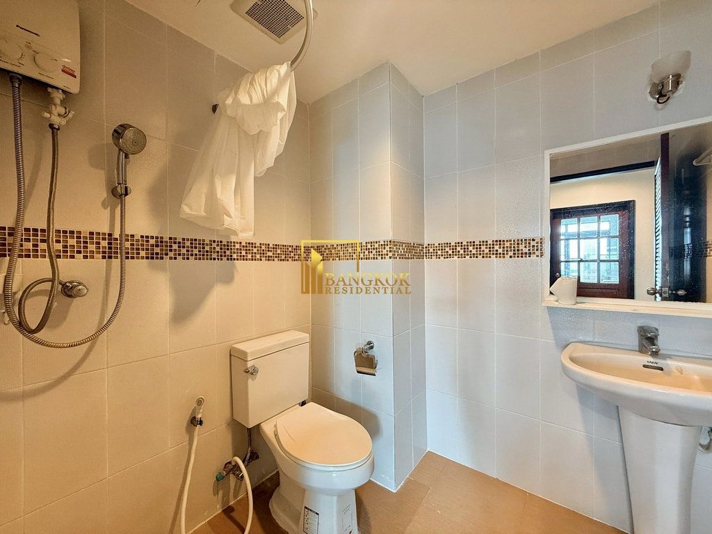 picture Royal Castle | Spacious 3 Bedroom Condo in Phrom Phong - BR61660CD - 24/40