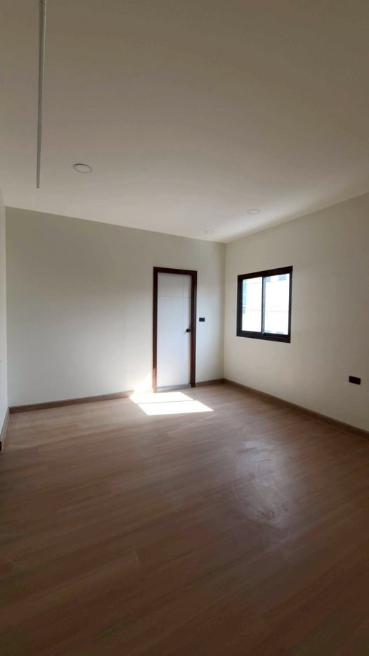 รูป 🏡✨ บ้านรีโนเวทใหม่ พร้อมเข้าอยู่ 📍 หมู่บ้านรุ่งเจริญ โชคชัย 4 ซอย 3 ทำเลโชคชัย 4 ซอย 3 เดินถึงรถไฟฟ้าได้! - รูปที่ 15/19