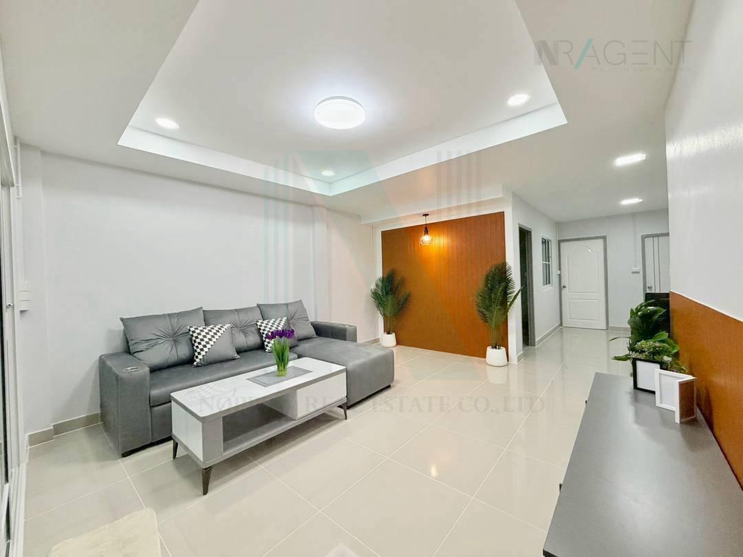 รูป ขายทาวน์เฮาส์ โครงการ หมู่บ้านบัวทอง 2 2 ชั้น 3 ห้องนอน 2 ห้องน้ำ - รูปที่ 4/8
