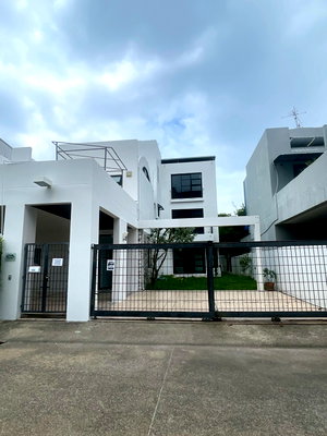 เช่าบ้านเดี่ยว ถนนเพชรบุรี กรุงเทพฯ : WS7516 🏡✨ ให้เช่าบ้านหรู The Noble Ekkamai 22 ✨🏡 เพียง 100,000 บาท/เดือน