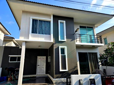 ขายบ้านเดี่ยว : ขายบ้านแฝด โครงการ เดอะ ทรัสต์ ศรีนครินทร์-แพรกษา 2 ชั้น 3 ห้องนอน 2 ห้องน้ำ