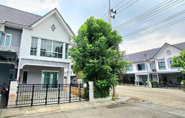 รูป ทาวน์โฮม โมดิวิลล่า รังสิต คลอง 7 หลังมุม โครงการติดถนน รังสิต-นครนายก ถูกมาก - รูปที่ 2/21