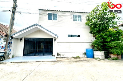 บ้านเดี่ยว ถนนรังสิต-นครนายก : ขายบ้านเดี่ยว 2 ชั้น ม.พรธิสาร 4 รังสิต-นครนายก คลอง 6 พร้อมอยู่ ใกล้ ม.ราชมงคลธัญบุรี