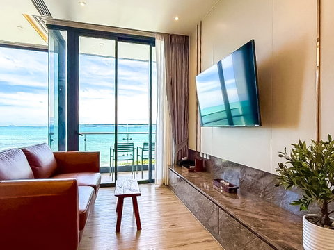 Arom Wongamat Condo Pattaya for Rent 1 Bedroom Sea View