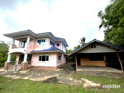 Houses for sale : HOME 956 Sq.w. Sanom Surin for 2.5M