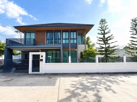 🏡 ให้เช่าบ้านเดี่ยวหรู บ่อวินพร้อมอยู่ 💰 ค่าเช่า 60,000 บาท/เดือน 💰 ราคาขาย 8,500,000 บาท