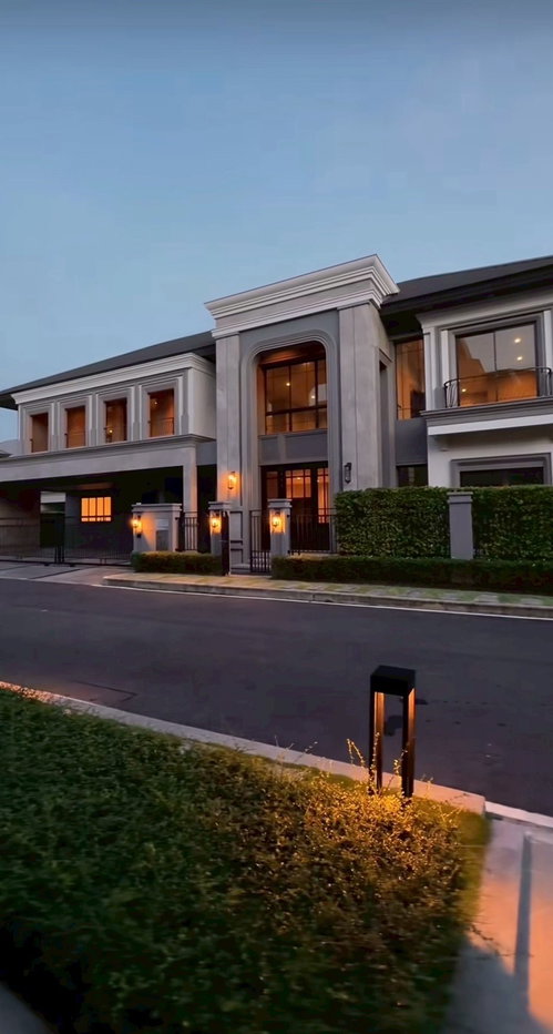 รูป ขายบ้านเดี่ยวหรู Grand Bangkok Boulevard รามอินทรา–เกษตรนวมินทร์ บ้านแปลงมุม ครึ่งไร่ แบบ Duomo De Florence - รูปที่ 1/14