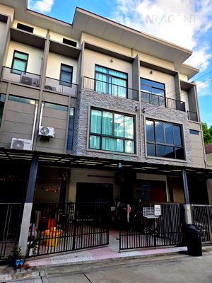 ขายทาวน์โฮม : ขายทาวน์โฮม บ้านเปี่ยมสุข ปิ่นเกล้า-กาญจนาภิเษก 3 ชั้น 3 ห้องนอน 3 ห้องน้ำ