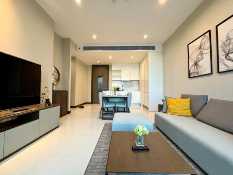 Q1 Sukhumvit. 2bed 92sq.m. Line id: @pfagent