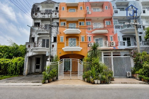 ขายอาคารพาณิชย์ 4 ชั้น เนื้อที่ 28.5 ตร.ว. ซอยสุทธิพงษ์ 3 แยก 5-2 ตกแต่งสวย ใกล้MRT สายสีเหลือง