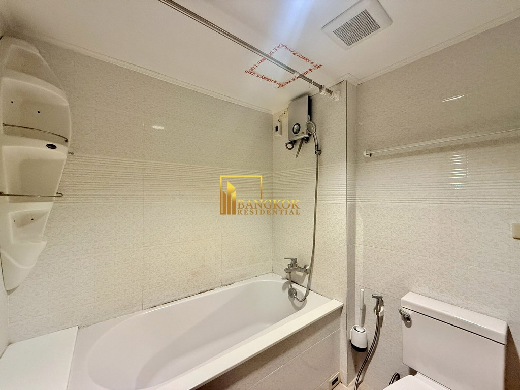 picture Royal Castle | Spacious 3 Bedroom Condo in Phrom Phong - BR61660CD - 20/40