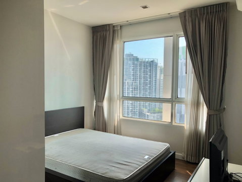 For Rent: The Bloom Sukhumvit 71 Near BTS Phra Khanong