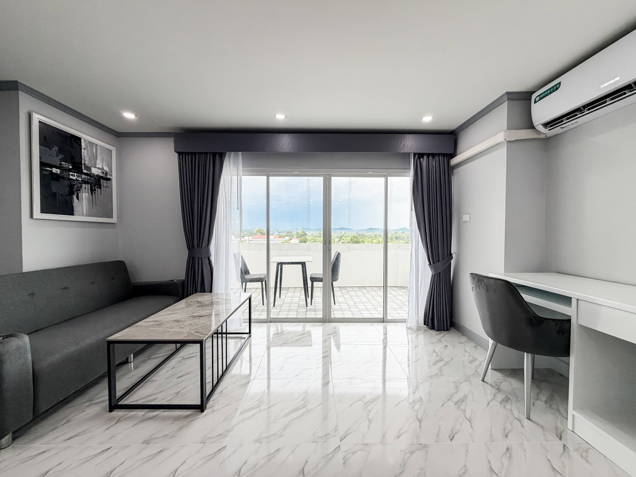 รูป Grand View Condo Studio for Rent Na Jomtien Beachfront - รูปที่ 3/13