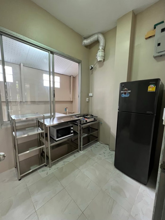 รูป 🏡✨ ให้เช่าทาวน์เฮ้าส์ 3 ชั้น – หมู่บ้านโฮมเพลส สุขุมวิท 71 📍 ทำเลใจกลางเมือง ใกล้ BTS พระโขนง เดินทางสะดวก - รูปที่ 10/12