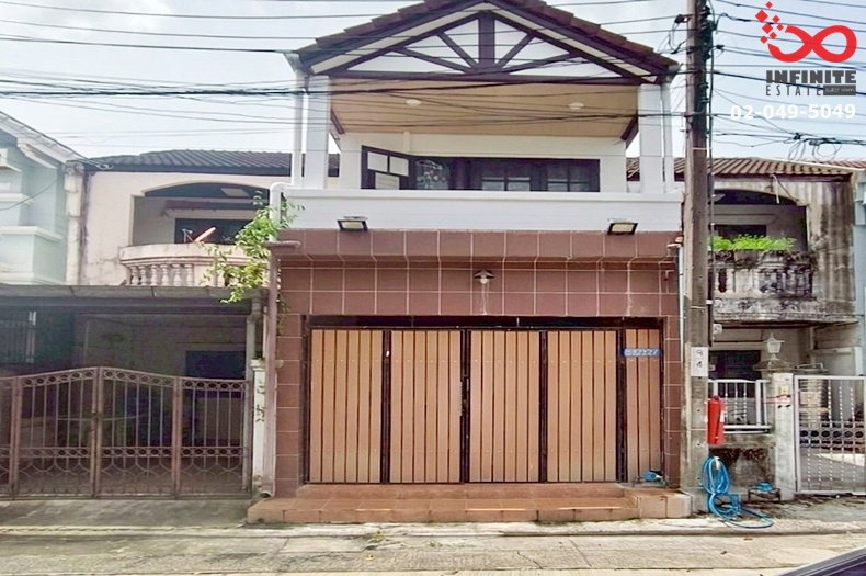 รูป ทาวน์เฮาส์ 2 ชั้น ประเสริฐมนูกิจ 42 หมู่บ้านสราญรมย์ รีโนเวทใหม่ ตรงข้ามสวน ใกล้แยกเกษตร–นวมินทร์ - รูปที่ 1/11