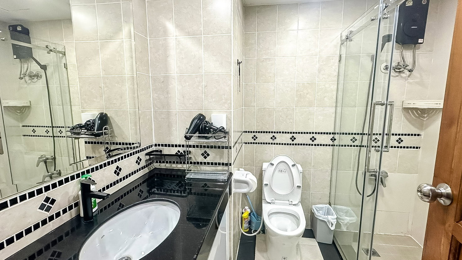 รูป Royal Hill Resort Condo for Rent 2Bedroom Thappraya Road - รูปที่ 6/8