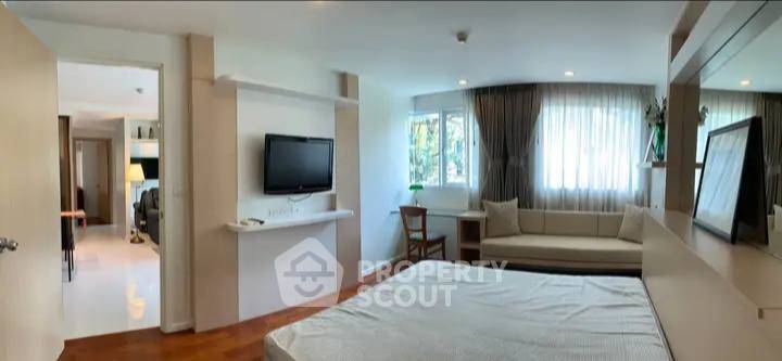 รูป คอนโด 3 ห้องนอน 101 ตร.ม. ให้เช่า สิริ ออน 8 สุขุมวิท 8 ใกล้ BTS นานา 400 ม. (ID 3063139) - รูปที่ 10/13