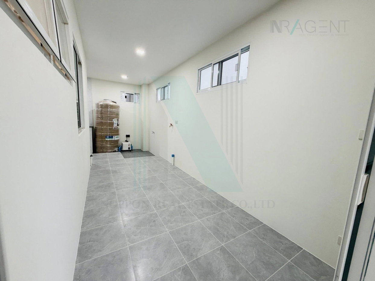 รูป ขายบ้านแฝด กรูฟวิลล์ บางนา 2 ชั้น 3 ห้องนอน 3 ห้องน้ำ - รูปที่ 6/8