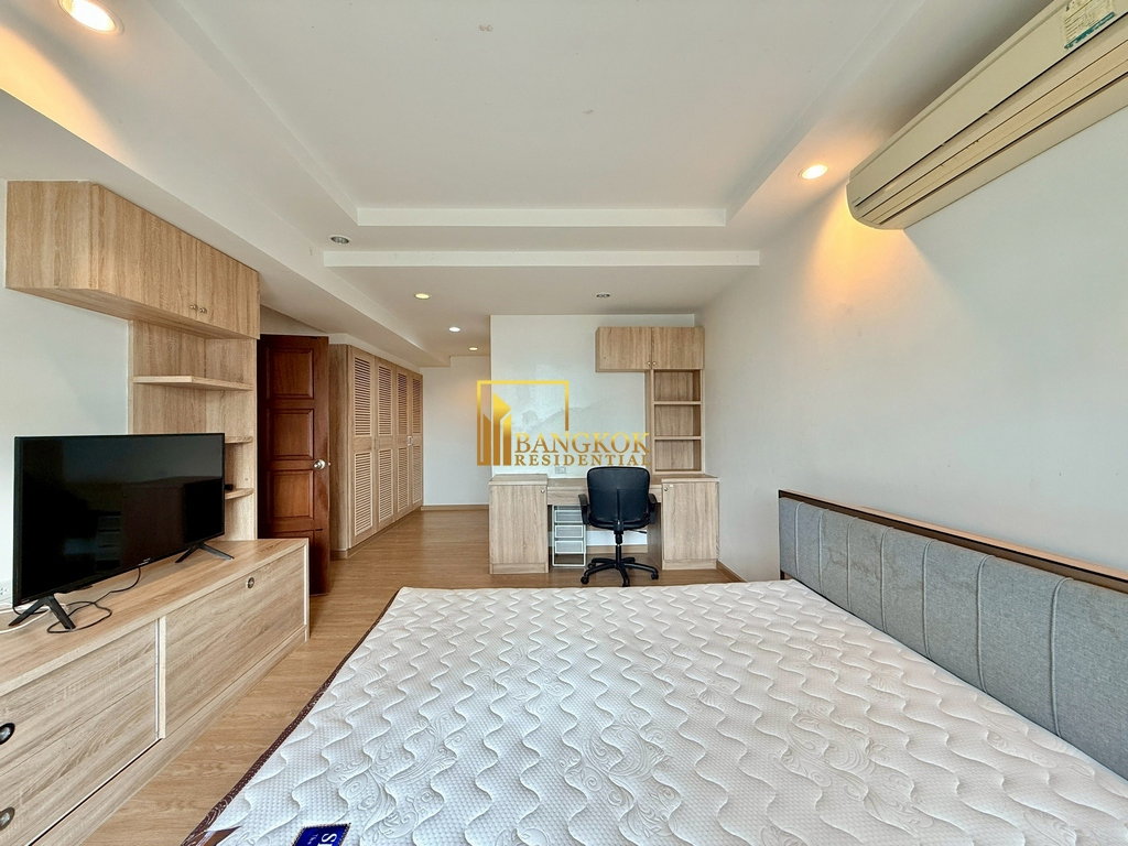 picture Royal Castle | Spacious 3 Bedroom Condo in Phrom Phong - BR61660CD - 15/40