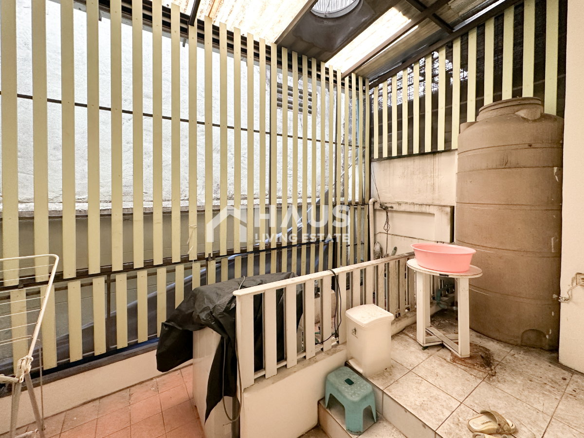 picture Baan Klang Mueang The Paris Ratchavipha / 3 Bedrooms #TPCC071 - 7/17