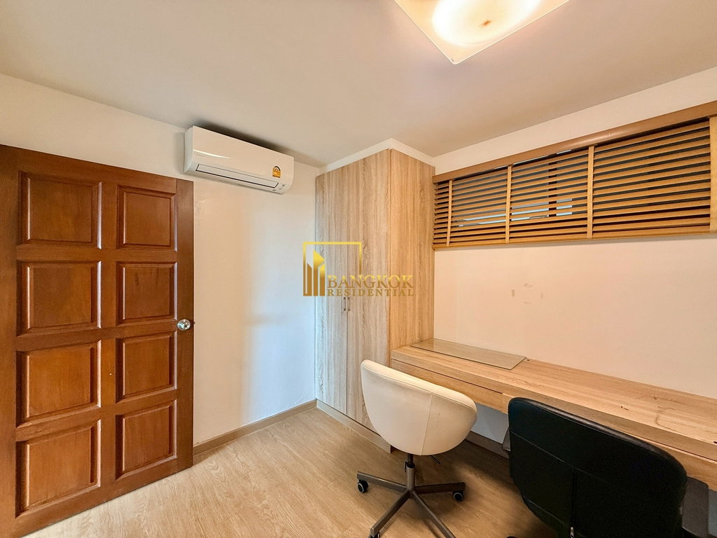picture Royal Castle | Spacious 3 Bedroom Condo in Phrom Phong - BR61660CD - 27/40