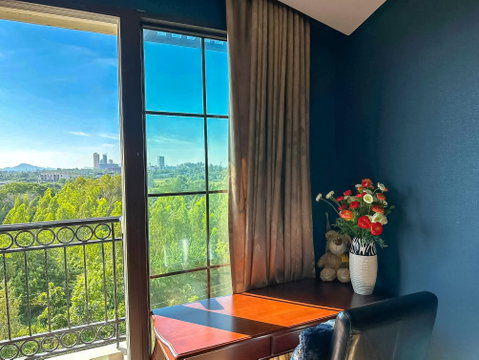 Venetian Signature Condo Resort Pattaya for Sale Studio City View