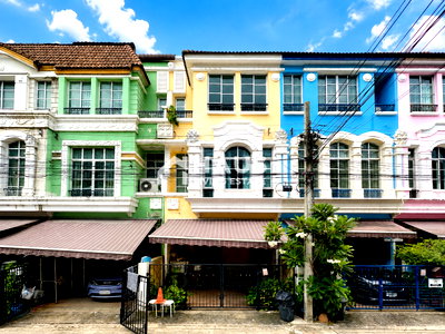 Townhouses for sale Department of Mental Health : Baan Klang Mueang The Paris Ratchavipha / 3 Bedrooms #TPCC071