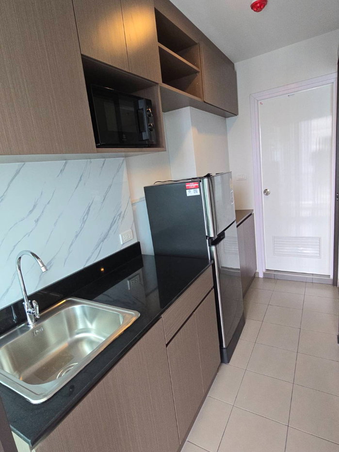 picture Regent Home Wutthakat Condo, 33rd fl. - 180m from BTS - 8/14