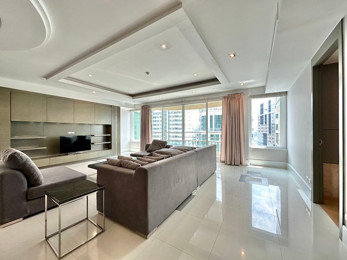 รูป Ideal 24 | Expansive 4 Bedroom Luxury Condo in Phrom Phong - BR11809CD - รูปที่ 4/57