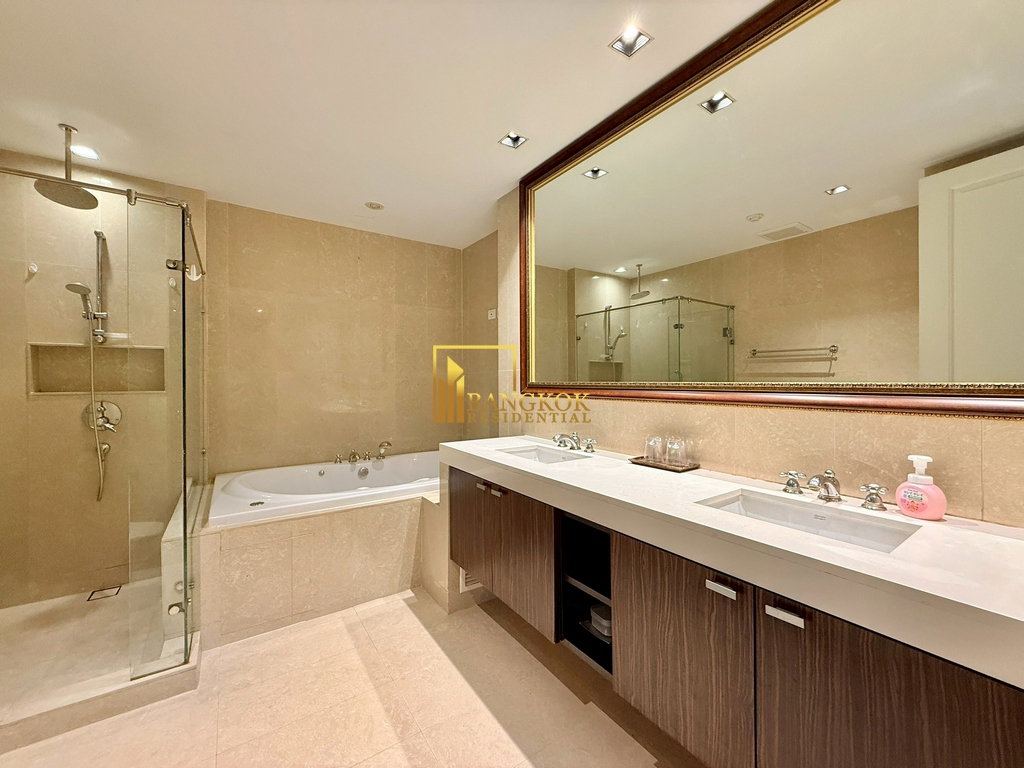 picture Athenee Residence | Remarkable 3 Bed Condo in Phloenchit - BR1855CD - 16/57
