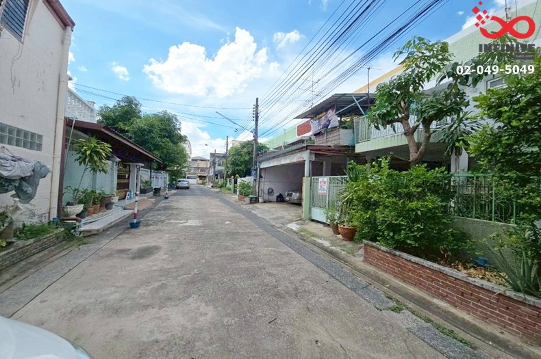 รูป ขายทาวน์เฮาส์ 2ชั้น 28ตรว. ถนนนวมินทร์ หมู่บ้านปรีชา 2 นวมินทร์ 65 ใกล้ MRT บางกะปิ - รูปที่ 3/5