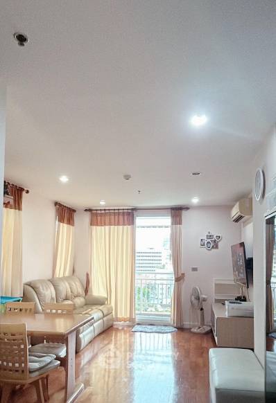 รูป คอนโด 1 ห้องนอน 57 ตร.ม. ขาย โครงการบ้านศิริ สีลม ใกล้ BTS สะพานสุรศักดิ์ 100 ม. (ID 3060370) - รูปที่ 2/3