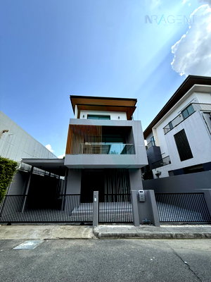 บ้านเดี่ยว ม.รามคำแหง 2 : ขายบ้านเดี่ยว โครงการ เอคิว อาร์เบอร์ 3 ชั้น 3 ห้องนอน 4 ห้องน้ำ