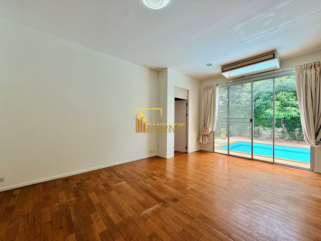รูป Expansive 4 Bedroom House With Pool Near Thonglor Area - BR28183SH - รูปที่ 18/38