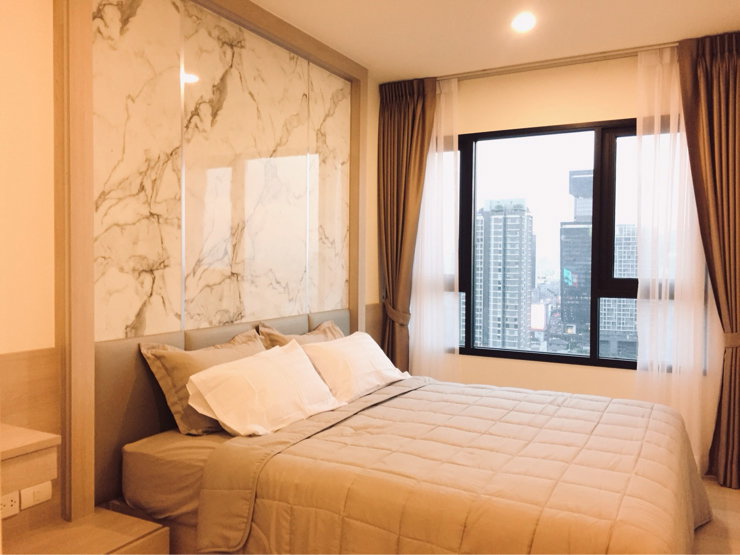 รูป Life Asoke (ไลฟ์ อโศก) ชั้นสูง วิวเมือง ครัวปิด [CC-01] - รูปที่ 1/6